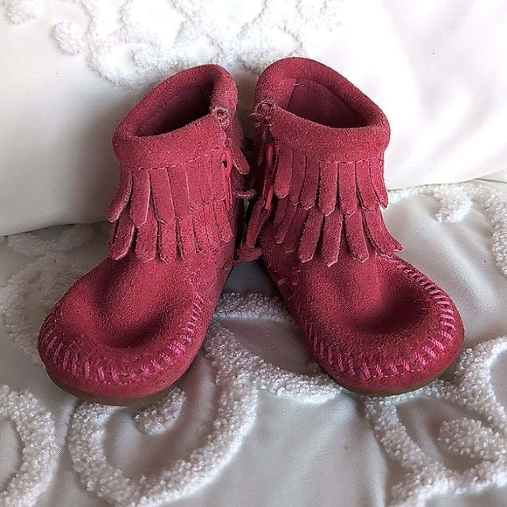 MINNETONKA 🩷Pink SUEDE Toddler Moccasins Size 3